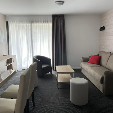 Le Portillo - Piscine - Pour 4 Personnes Mae-5323